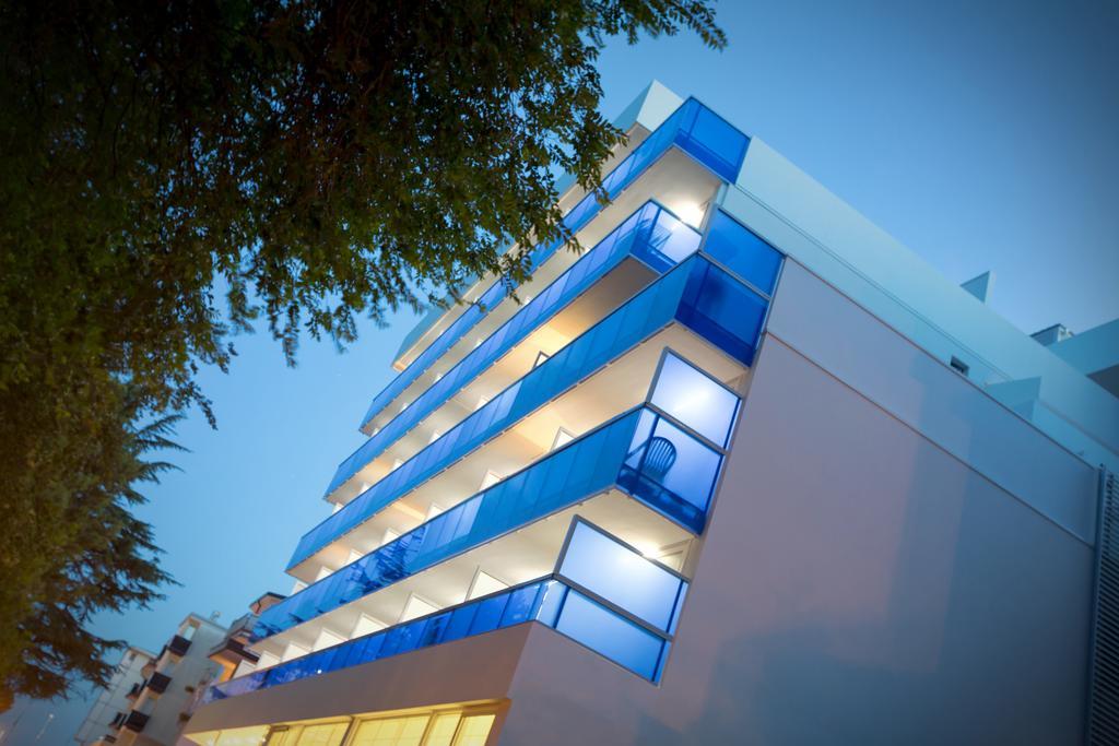 Hotel Montreal Μπιμπιόνε Εξωτερικό φωτογραφία