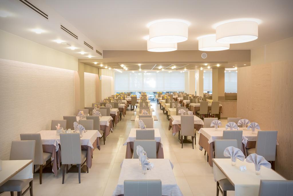 Hotel Montreal Μπιμπιόνε Εξωτερικό φωτογραφία